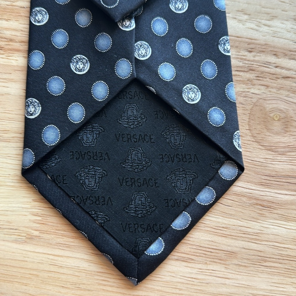Gianni Versace Navy Blue Polka Dot Logo Tie w/ Bag - Picture 4 of 5